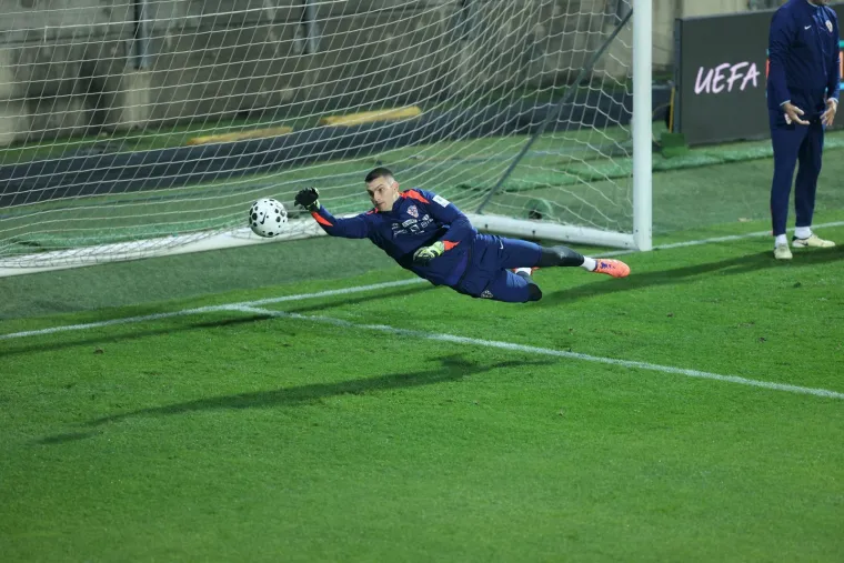 Hrvatska odradila posljednji trening: Dalić nasamo razgovarao s čovjekom od povjerenja