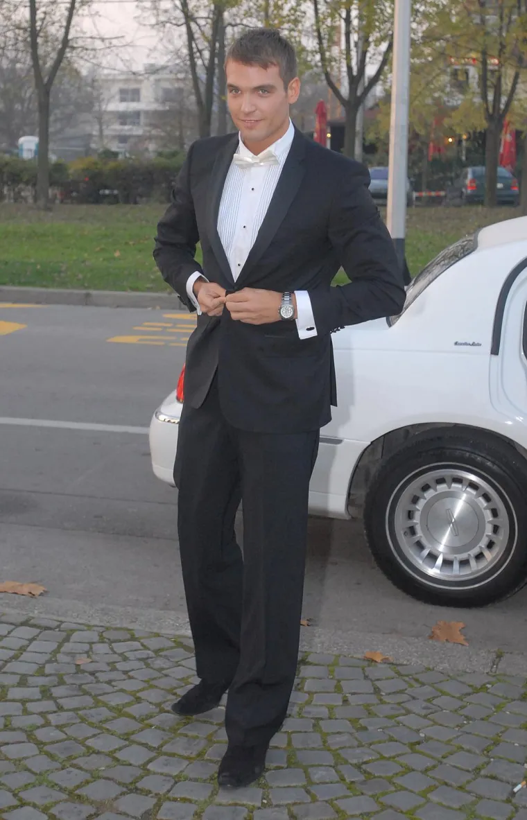 Nives Celzijus golišavi muškarci dočekali kao kraljicu: Najluđa promocija, bio i Dino Bubičić