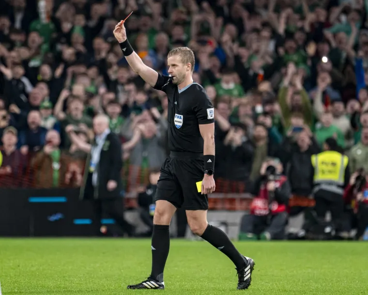 Ronaldo se opet ponio kao razmaženo deri&scaron;te: Evo &scaron;to je napravio irskim navijačima