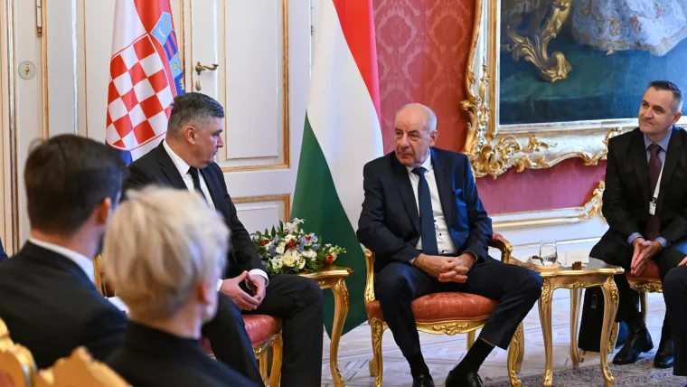 Pogledajte kako je Milanović dočekan u Budimpe&scaron;ti: Ključna figura nedostaje