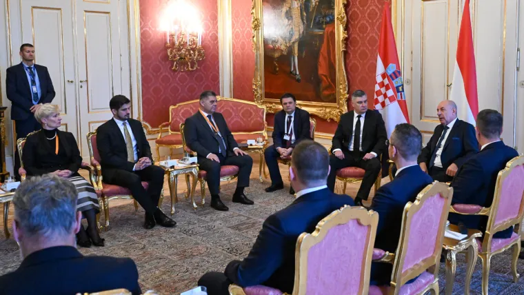 Pogledajte kako je Milanović dočekan u Budimpe&scaron;ti: Ključna figura nedostaje