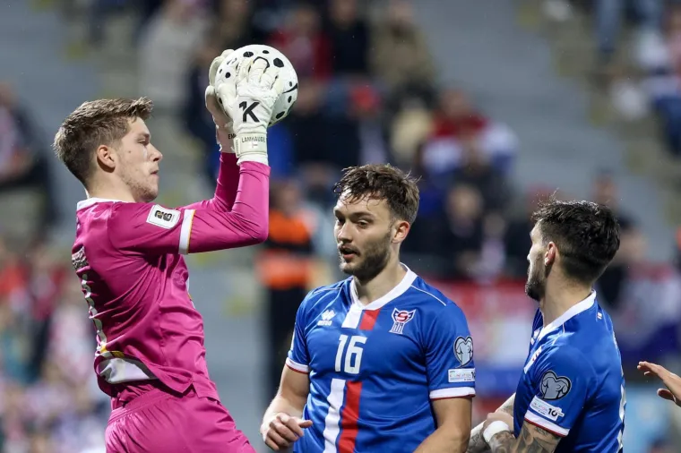 Željko Kerum se ukazao na utakmici hrvatske reprezentacije, pazite tko mu pravi dru&scaron;tvo