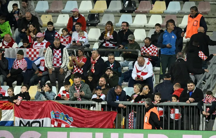 Željko Kerum se ukazao na utakmici hrvatske reprezentacije, pazite tko mu pravi dru&scaron;tvo