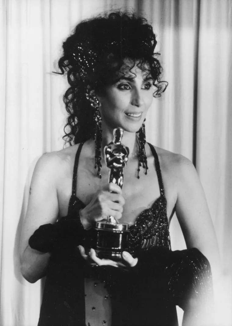 Koja joj boja najbolje stoji? Kako je Cher kroz godine mijenjala kosu