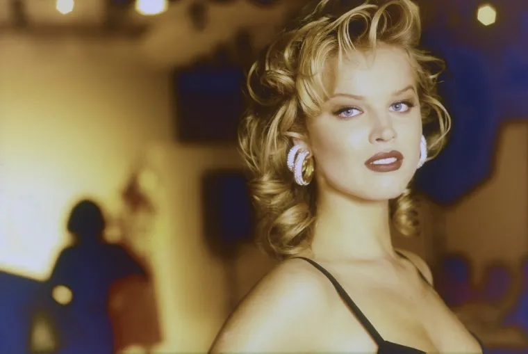 Slavna manekenka odu&scaron;evljava i u 52. godini: Zasjenila je i Irinu Shayk na poznatom događaju