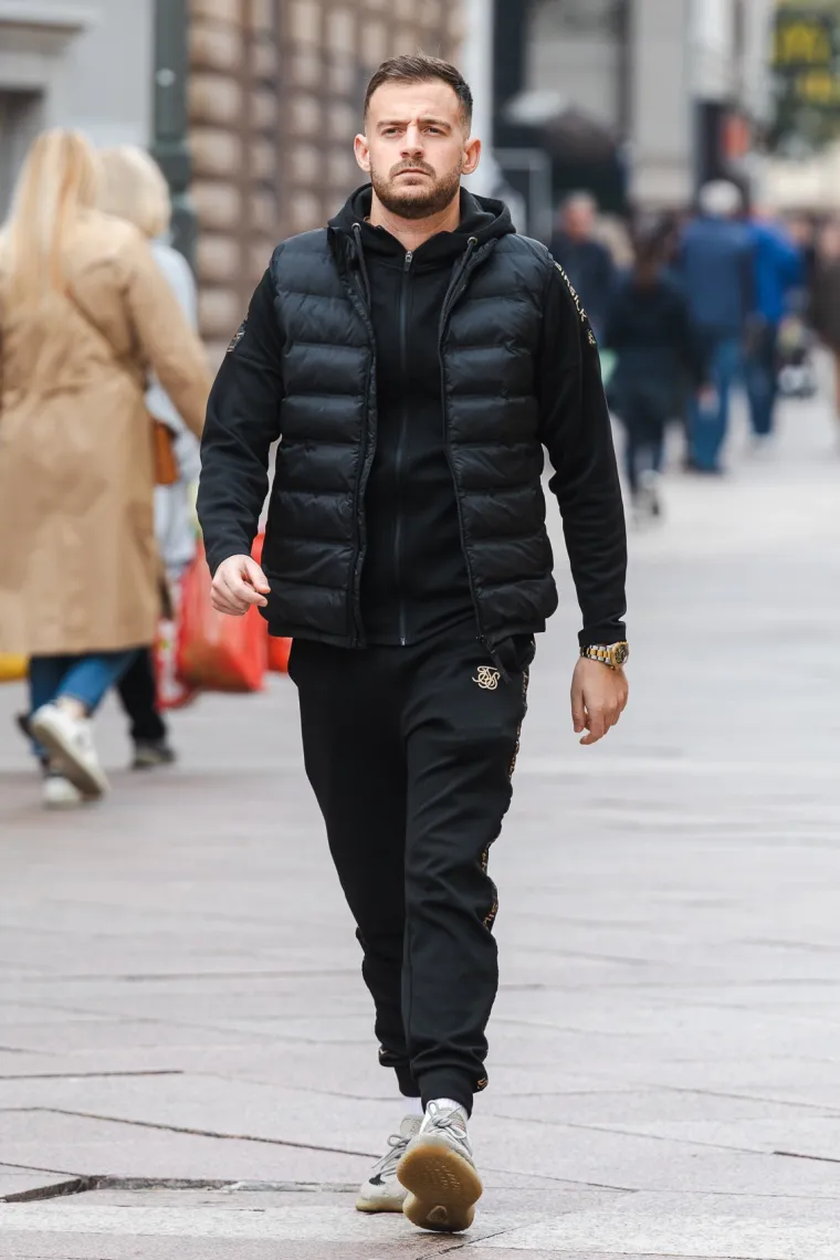 Lijepe Riječanke izdominirale Korzom: Prevrtljiv jesenski dan nisu dočekale nespremne