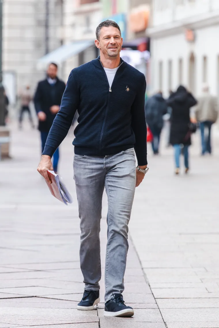 Lijepe Riječanke izdominirale Korzom: Prevrtljiv jesenski dan nisu dočekale nespremne