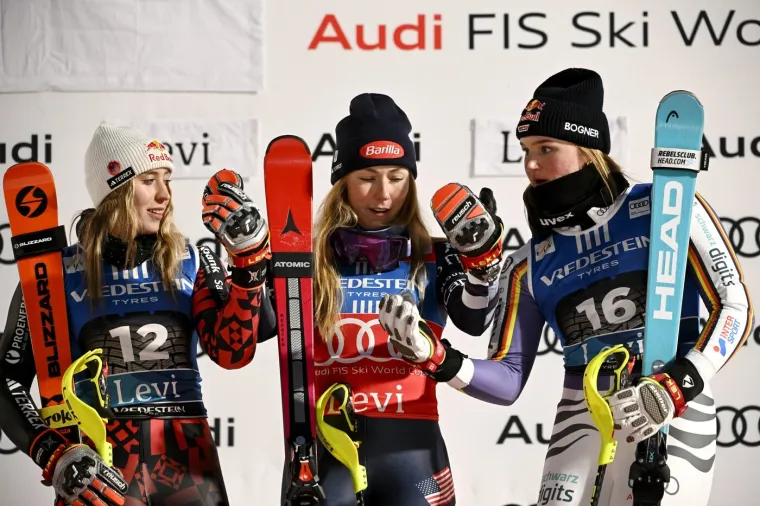 Spektakl u susjedstvu Djeda Božićnjaka: Zrinka kiksala, a onda se dogodilo ne&scaron;to čemu se nitko nije nadao