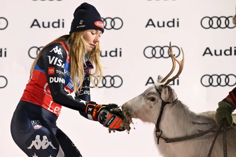 Spektakl u susjedstvu Djeda Božićnjaka: Zrinka kiksala, a onda se dogodilo nešto čemu se nitko nije nadao