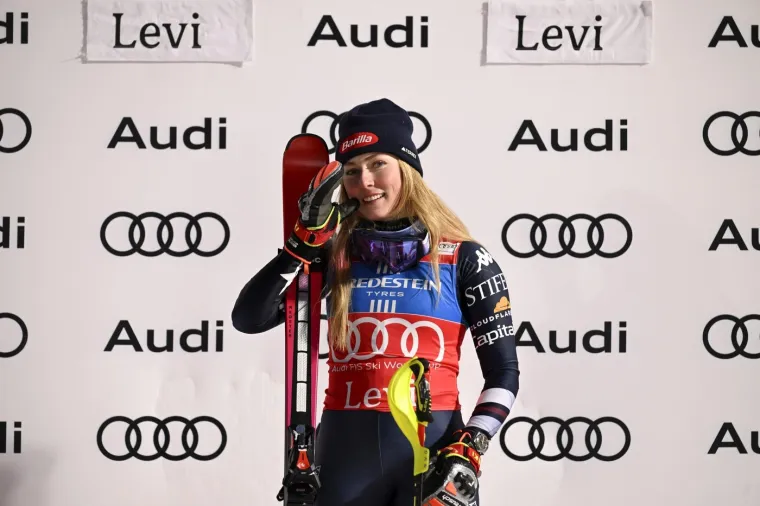 Spektakl u susjedstvu Djeda Božićnjaka: Zrinka kiksala, a onda se dogodilo ne&scaron;to čemu se nitko nije nadao