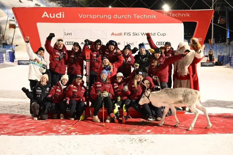 Spektakl u susjedstvu Djeda Božićnjaka: Zrinka kiksala, a onda se dogodilo nešto čemu se nitko nije nadao