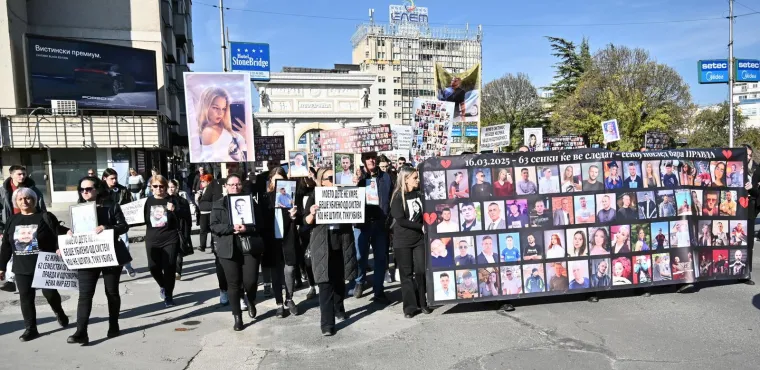 Suze, bol i tuga na ulicama Skoplja: Tisuće traže pravdu za 59 poginulih u požaru u noćnom klubu