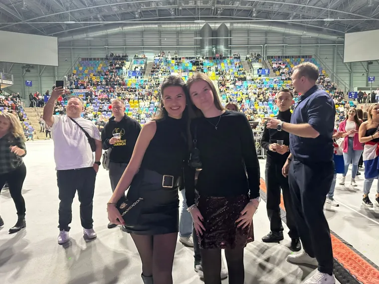 Počelo ludilo u Frankfurtu: Nikad zgodnije djevojke iz dijaspore zapalile Arenu