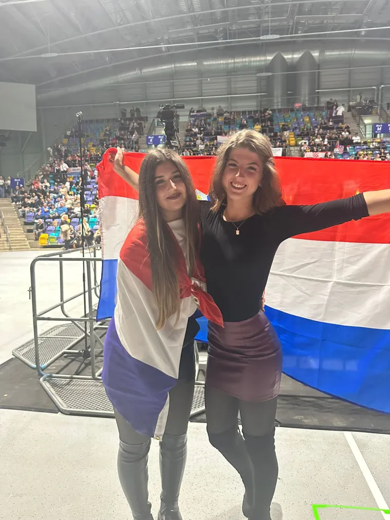 Počelo ludilo u Frankfurtu: Nikad zgodnije djevojke iz dijaspore zapalile Arenu