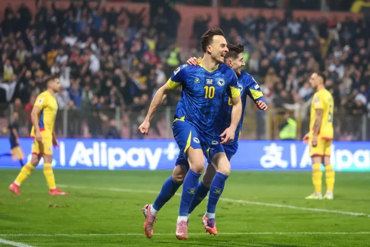 Provjerite &scaron;to se događalo u Zenici: Napetost se mogla rezati nožem, policija u&scaron;la na tribine