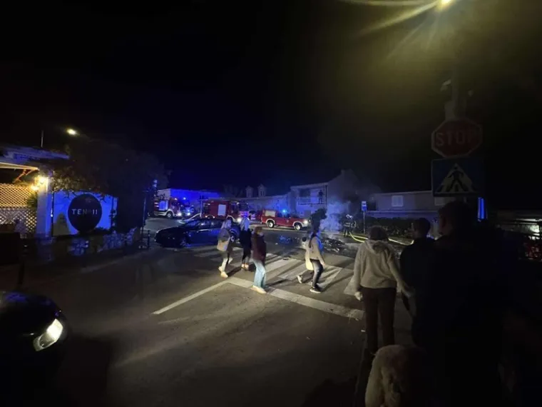 Detalji horora na jugu Hrvatske: Motocikl potpuno izgorio nakon sudara s automobilom