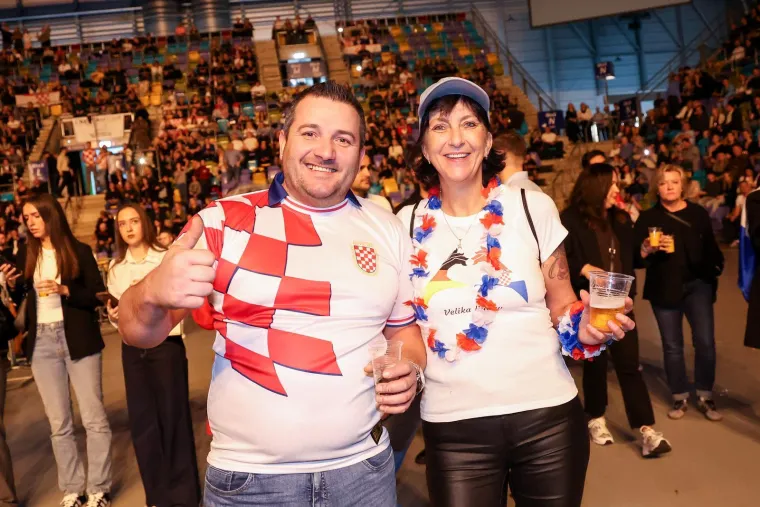 Nema tko se nije okrenuo za ovim ljepoticama u Frankfurtu: Ostavile su sve bez daha