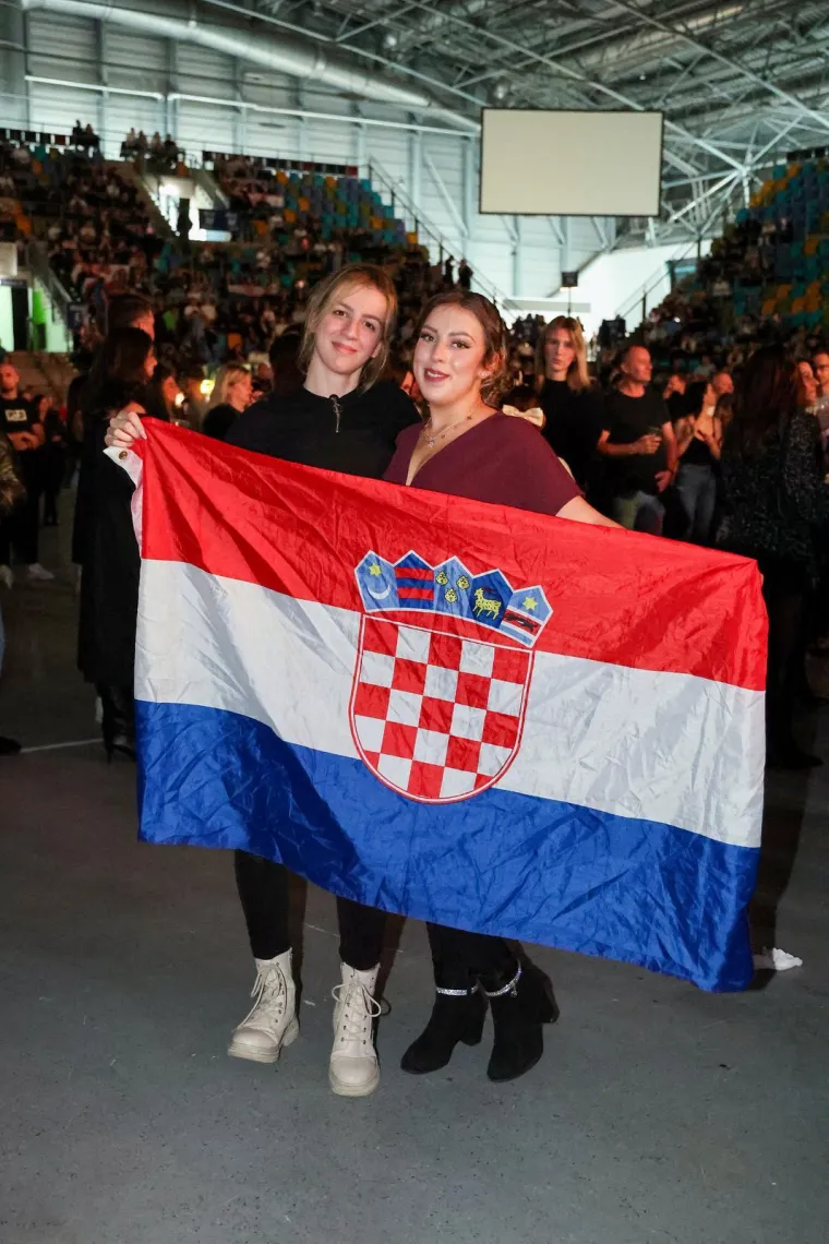 Nema tko se nije okrenuo za ovim ljepoticama u Frankfurtu: Ostavile su sve bez daha