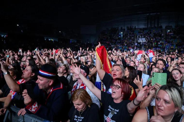 Nema tko se nije okrenuo za ovim ljepoticama u Frankfurtu: Ostavile su sve bez daha