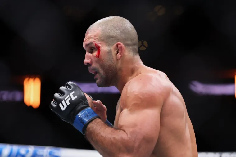 Senzacionalni hrvač u stilu Cro Copa brutalno nokautirao suparnika: 'Ne smijem psovati, ali...'