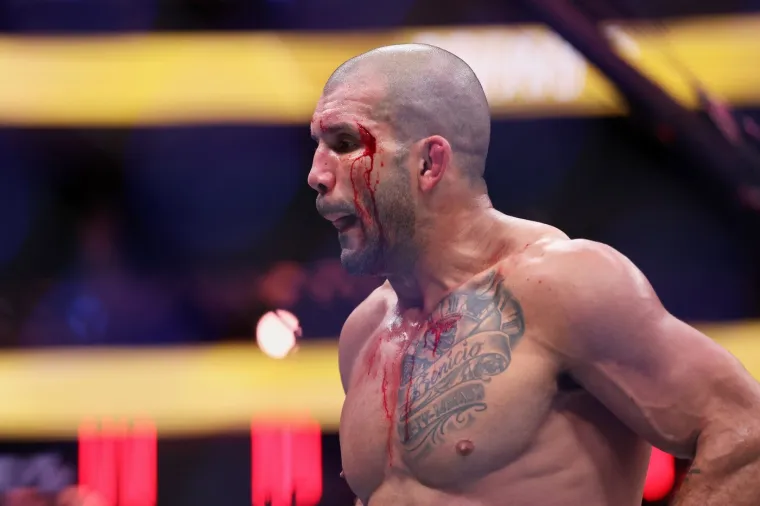 Senzacionalni hrvač u stilu Cro Copa brutalno nokautirao suparnika: 'Ne smijem psovati, ali...'