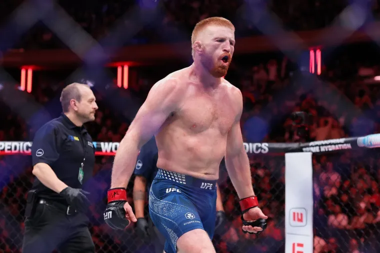 Senzacionalni hrvač u stilu Cro Copa brutalno nokautirao suparnika: 'Ne smijem psovati, ali...'