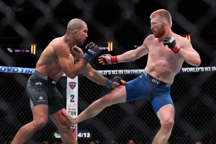 Senzacionalni hrvač u stilu Cro Copa brutalno nokautirao suparnika: 'Ne smijem psovati, ali...'