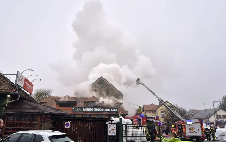 Zapalila se zgrada mlina, požar se pro&scaron;irio na susjednu zgradu: 'Ne otvarajte prozore!'