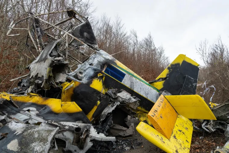 Miču olupinu Air Tractora u kojem je poginuo Hasan (45), dijelovi su posvuda. Stigli i turski istražitelji