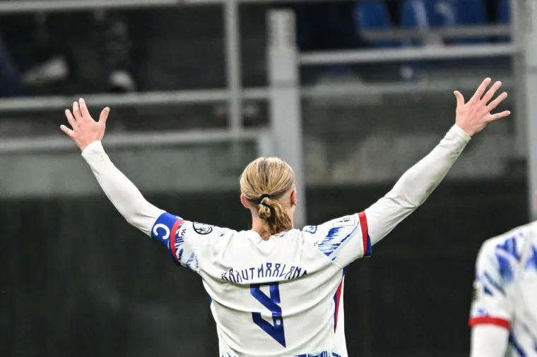 Haaland napravio show usred Italije! Uzeo je mikrofon, ali kosa nije izdržala veliku feštu...