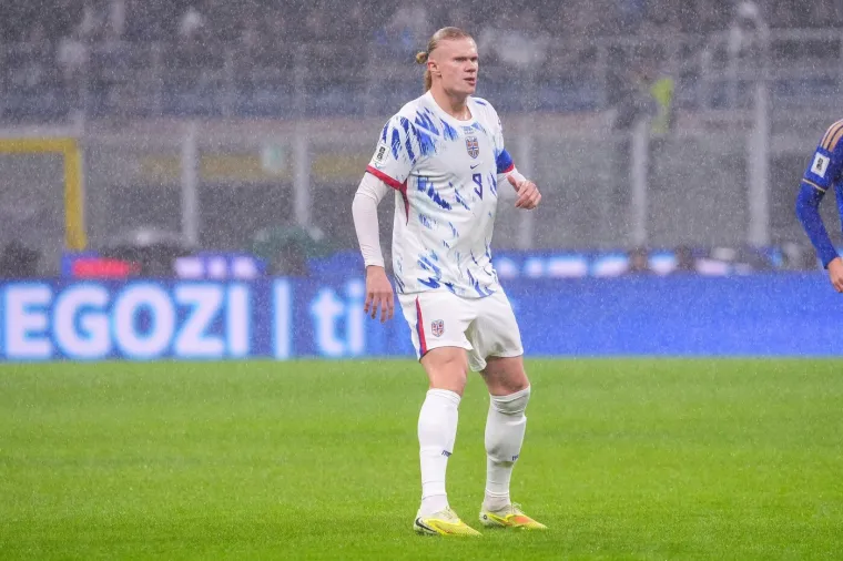 Haaland napravio show usred Italije! Uzeo je mikrofon, ali kosa nije izdržala veliku feštu...