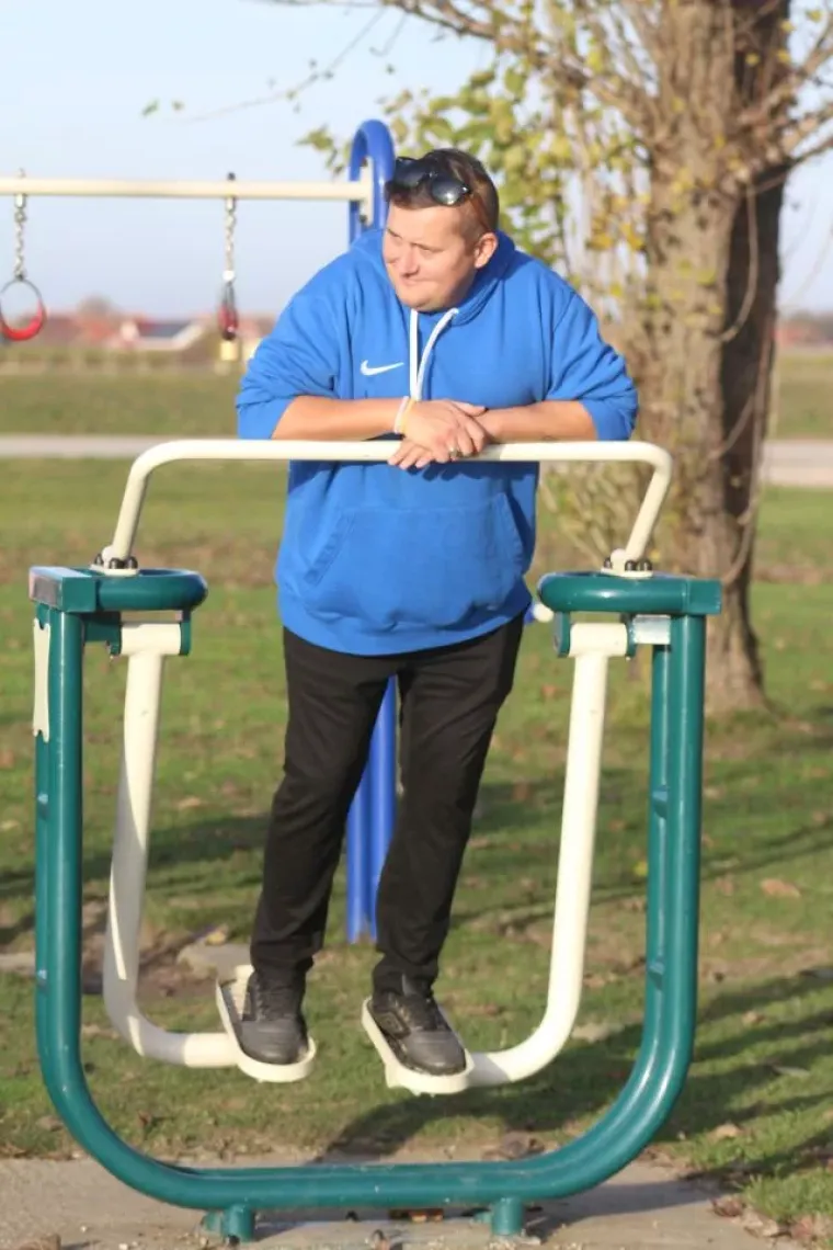 Gužva uz Dravu: Vi&scaron;e generacija obitelji uputilo se u &scaron;etnju i bijeg od svakodnevice