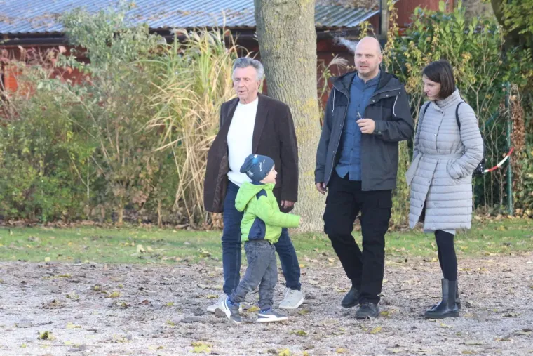 Gužva uz Dravu: Vi&scaron;e generacija obitelji uputilo se u &scaron;etnju i bijeg od svakodnevice