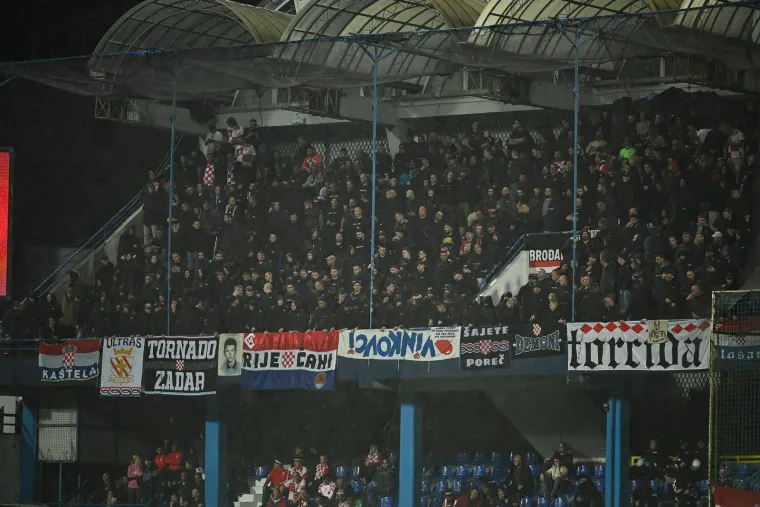 Pogledajte što je Crnogorac napravio Vatrenom! Primio se Hrvat za lice i jedva stajao na nogama