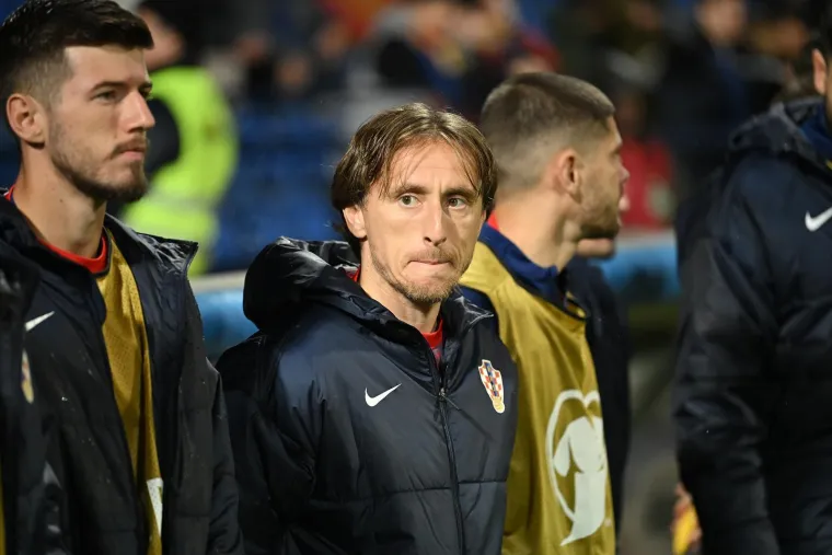 Pogledajte što je Crnogorac napravio Vatrenom! Primio se Hrvat za lice i jedva stajao na nogama