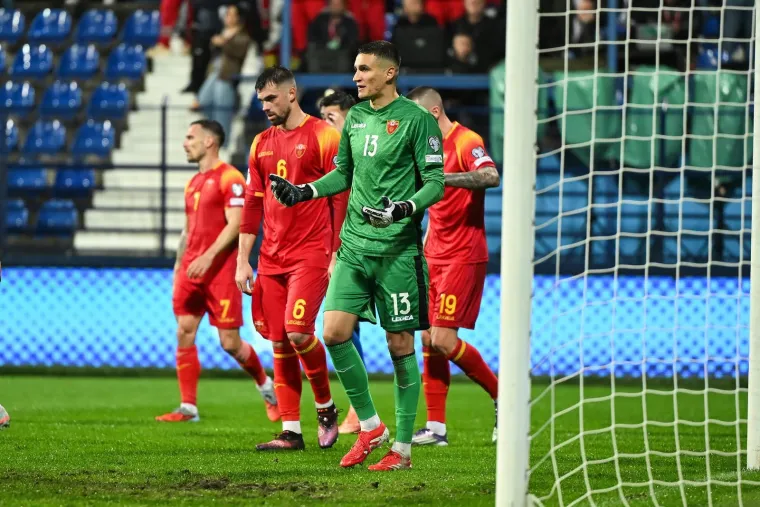 Pogledajte &scaron;to je Crnogorac napravio Vatrenom! Primio se Hrvat za lice i jedva stajao na nogama