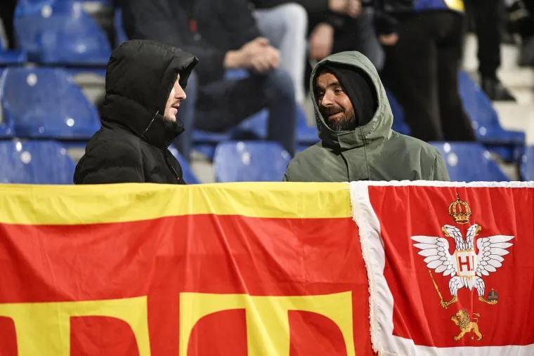 U Podgorici se spominjale 'usta&scaron;e' i 'četnici', Hrvate zamijenili s reprezentacijom Srbije!?