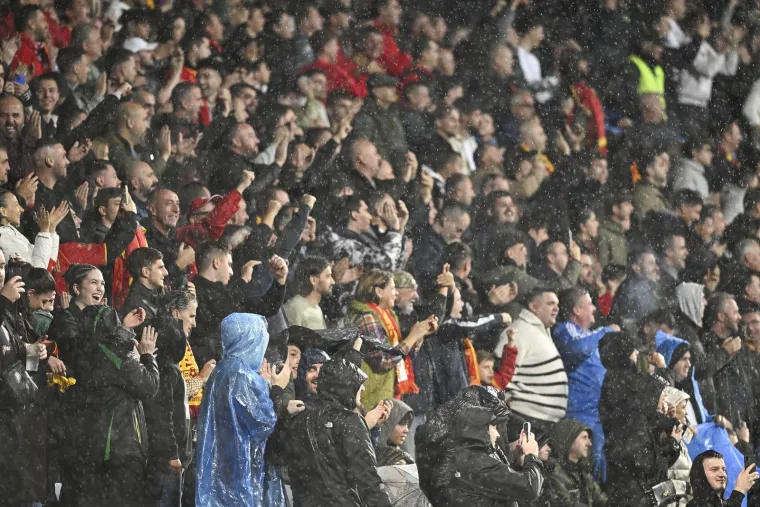 U Podgorici se spominjale 'usta&scaron;e' i 'četnici', Hrvate zamijenili s reprezentacijom Srbije!?