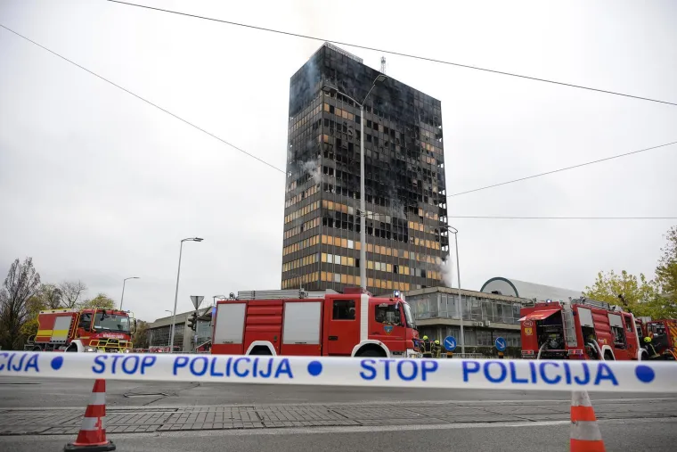 Jutro poslije: Pogledajte što je ostalo od Vjesnikova nebodera, a još nije gotovo