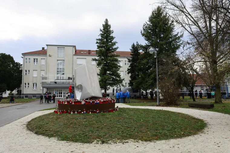 Prizori iz zraka od kojih prolaze trnci: Brat Nicoliera u Koloni sjećanja, pogledajte tko je jo&scaron; sve do&scaron;ao