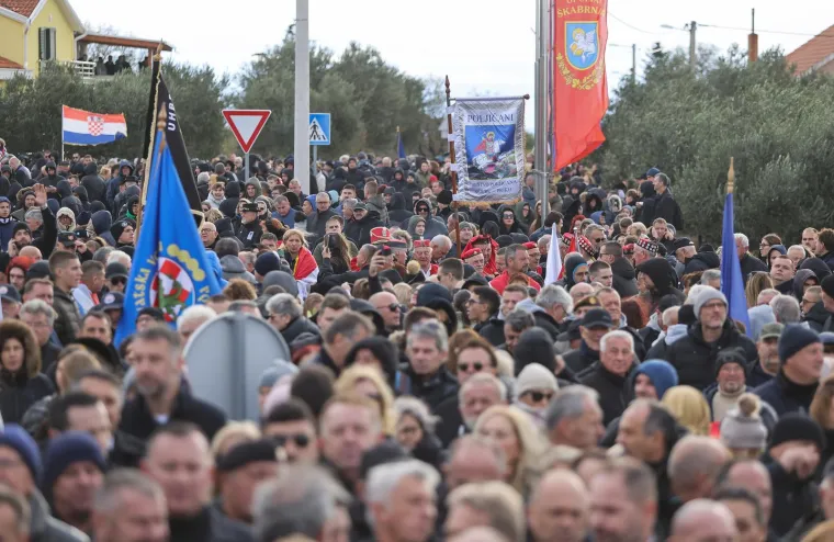 Prizori iz zraka od kojih prolaze trnci: Brat Nicoliera u Koloni sjećanja, pogledajte tko je jo&scaron; sve do&scaron;ao