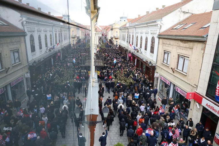 Prizori iz zraka od kojih prolaze trnci: Brat Nicoliera u Koloni sjećanja, pogledajte tko je jo&scaron; sve do&scaron;ao
