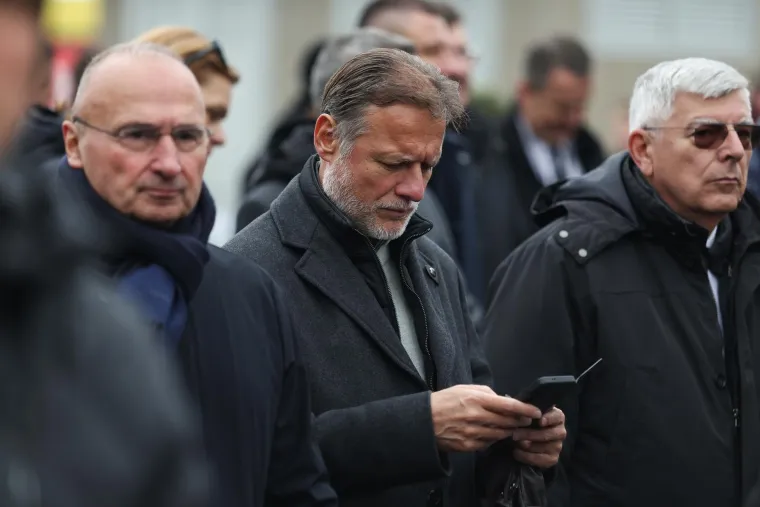 Prizori iz zraka od kojih prolaze trnci: Brat Nicoliera u Koloni sjećanja, pogledajte tko je jo&scaron; sve do&scaron;ao