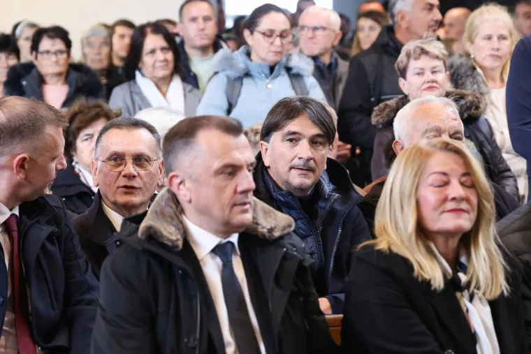 Jutro nakon pobjede u Crnoj Gori, Dalić stigao u &Scaron;kabrnju