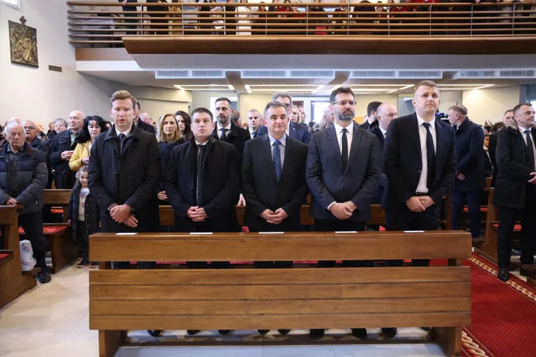 Jutro nakon pobjede u Crnoj Gori, Dalić stigao u &Scaron;kabrnju