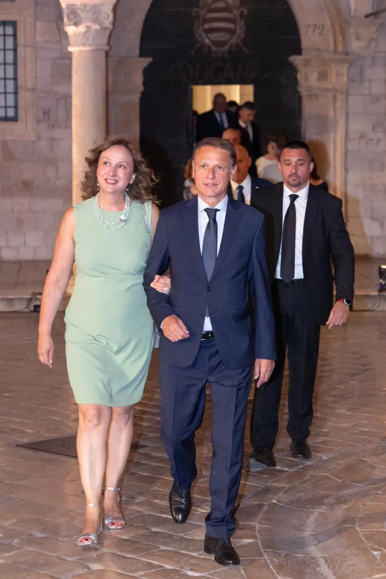 Prepoznajete li je? Supruga Gordana Jandrokovića nekada je izgledala potpuno drugačije