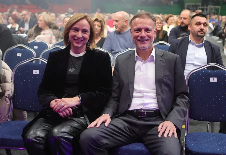 Prepoznajete li je? Supruga Gordana Jandrokovića nekada je izgledala potpuno drugačije