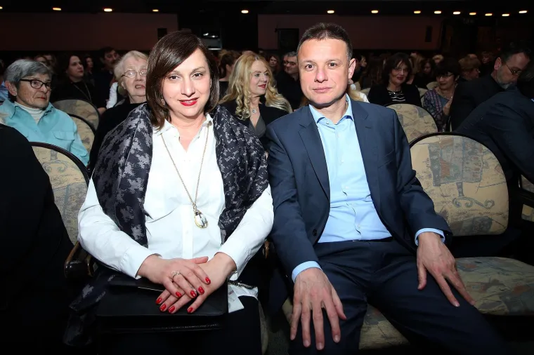 Prepoznajete li je? Supruga Gordana Jandrokovića nekada je izgledala potpuno drugačije