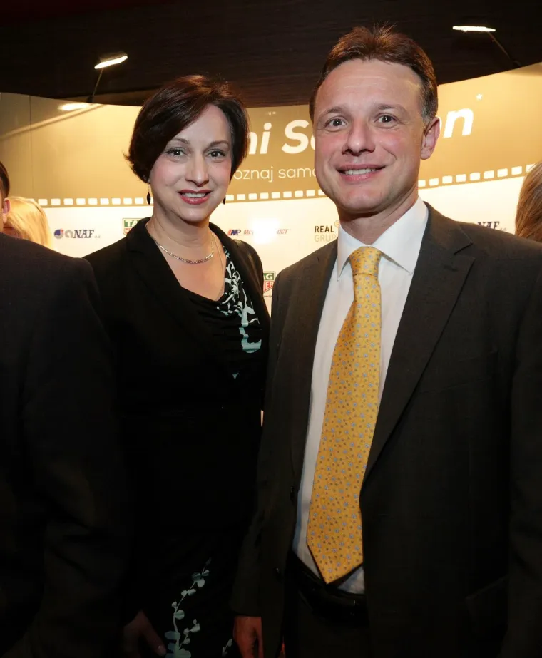 Prepoznajete li je? Supruga Gordana Jandrokovića nekada je izgledala potpuno drugačije