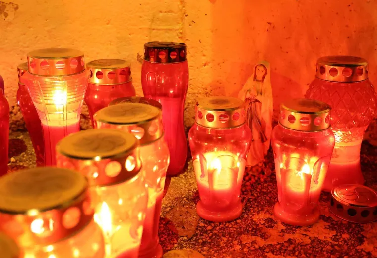 Impresivne slike iz Splita: Rijeka ljudi priključila se Torcidi u nezaboravnom mimohodu za Vukovar